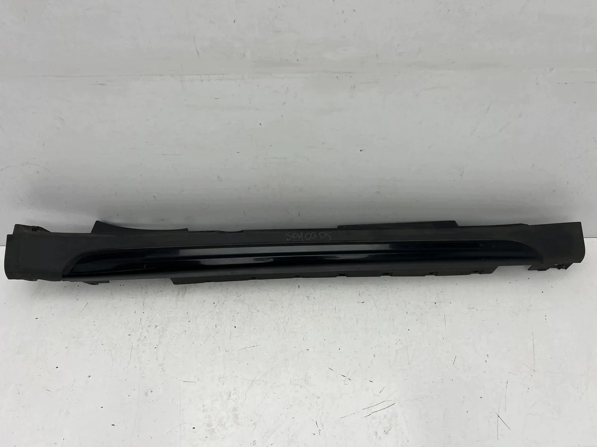 Mini Countryman F60 Baguette de seuil droite