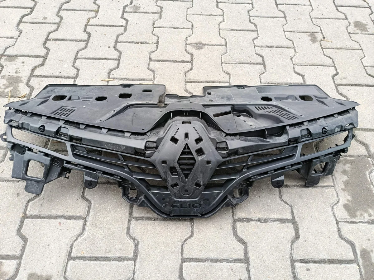 Griglia Radiatore Renault Clio IV Usata OEM 622563184R