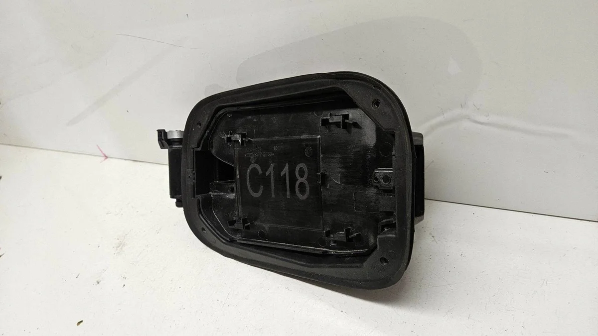 Tampa Tanque Combustível Mercedes CLA W118 A1186302501 image 3