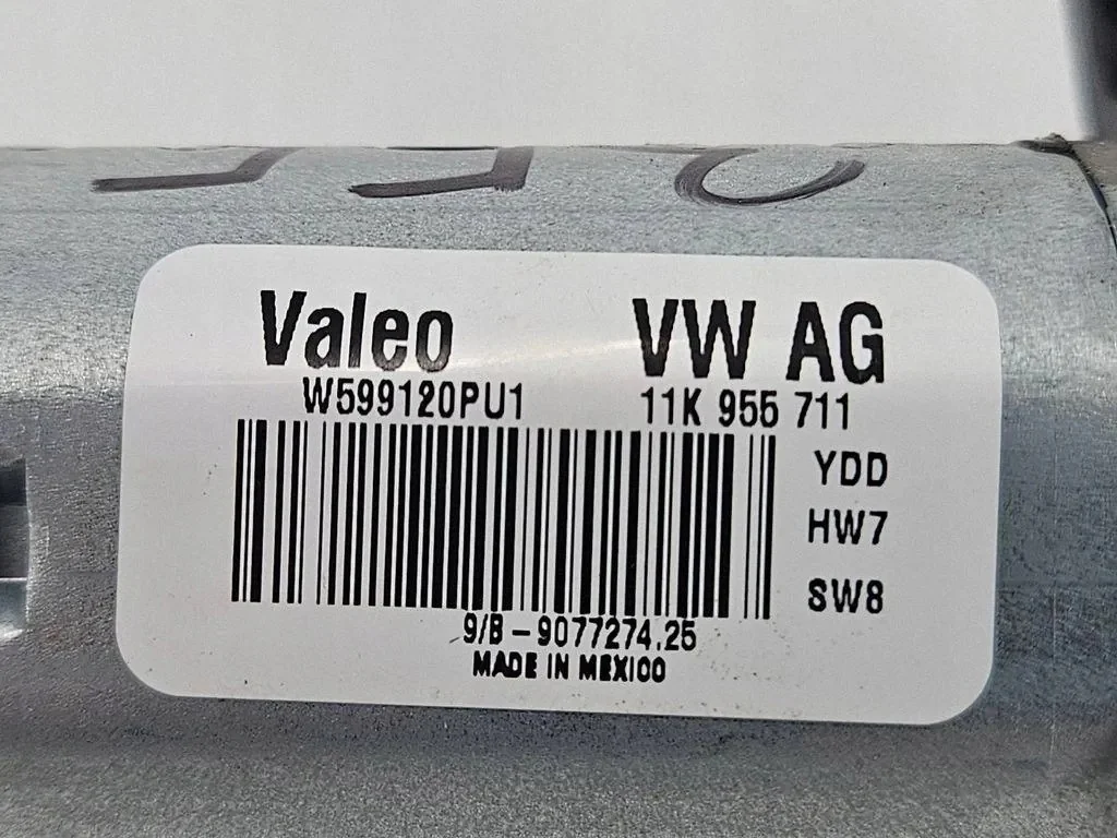 Volkswagen Tiguan takalasin pyyhin 11K955711 image 8