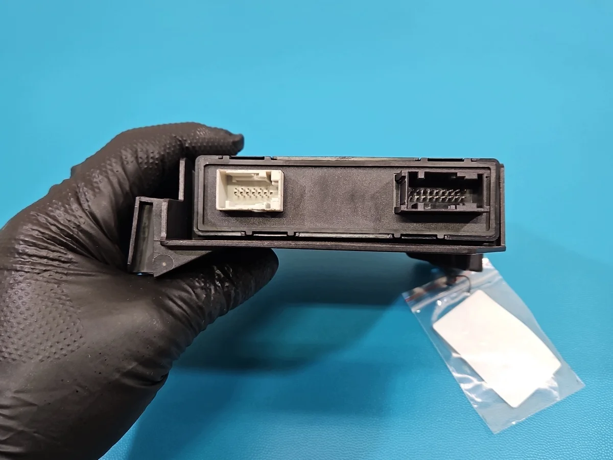 Módulo de Controle Opel Astra H Usado image 4