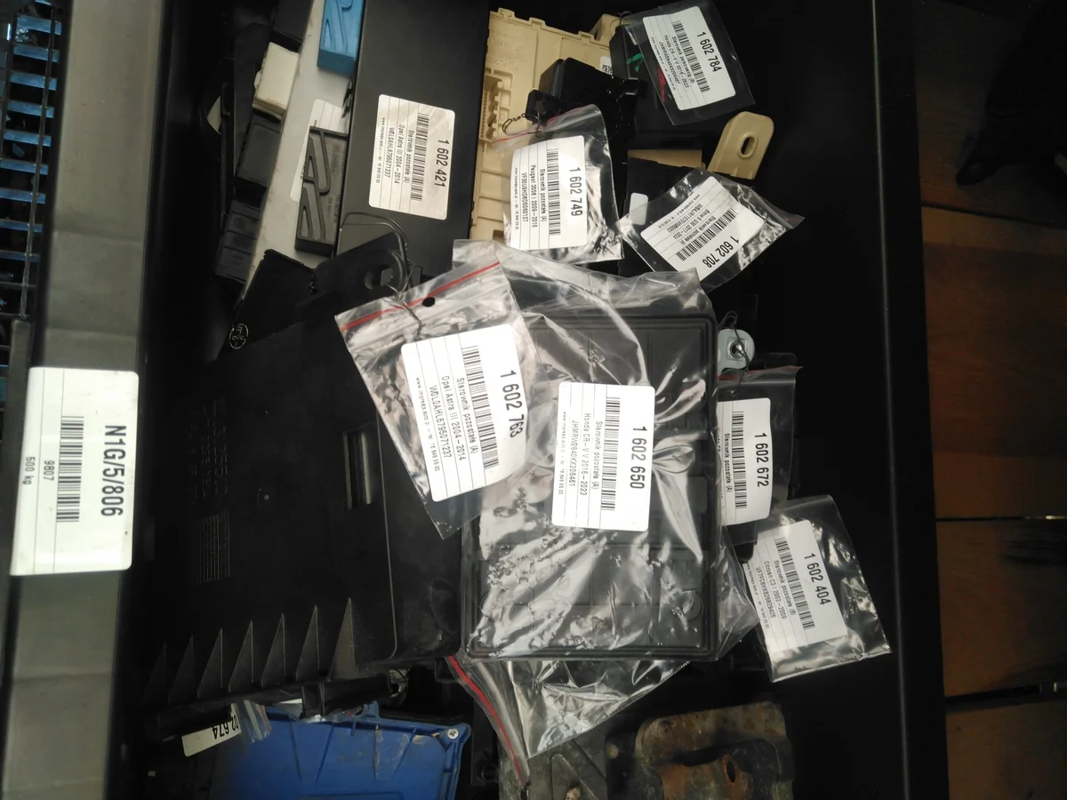 Módulo de Controle Opel Astra H Usado image 9