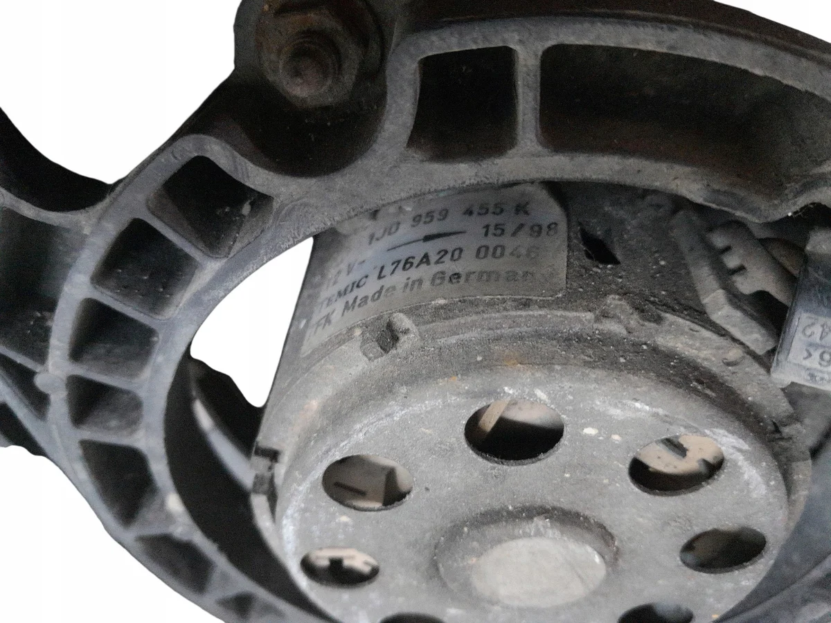 Kühler VW Golf IV 1.4 1.6 Klima Lüfter image 5