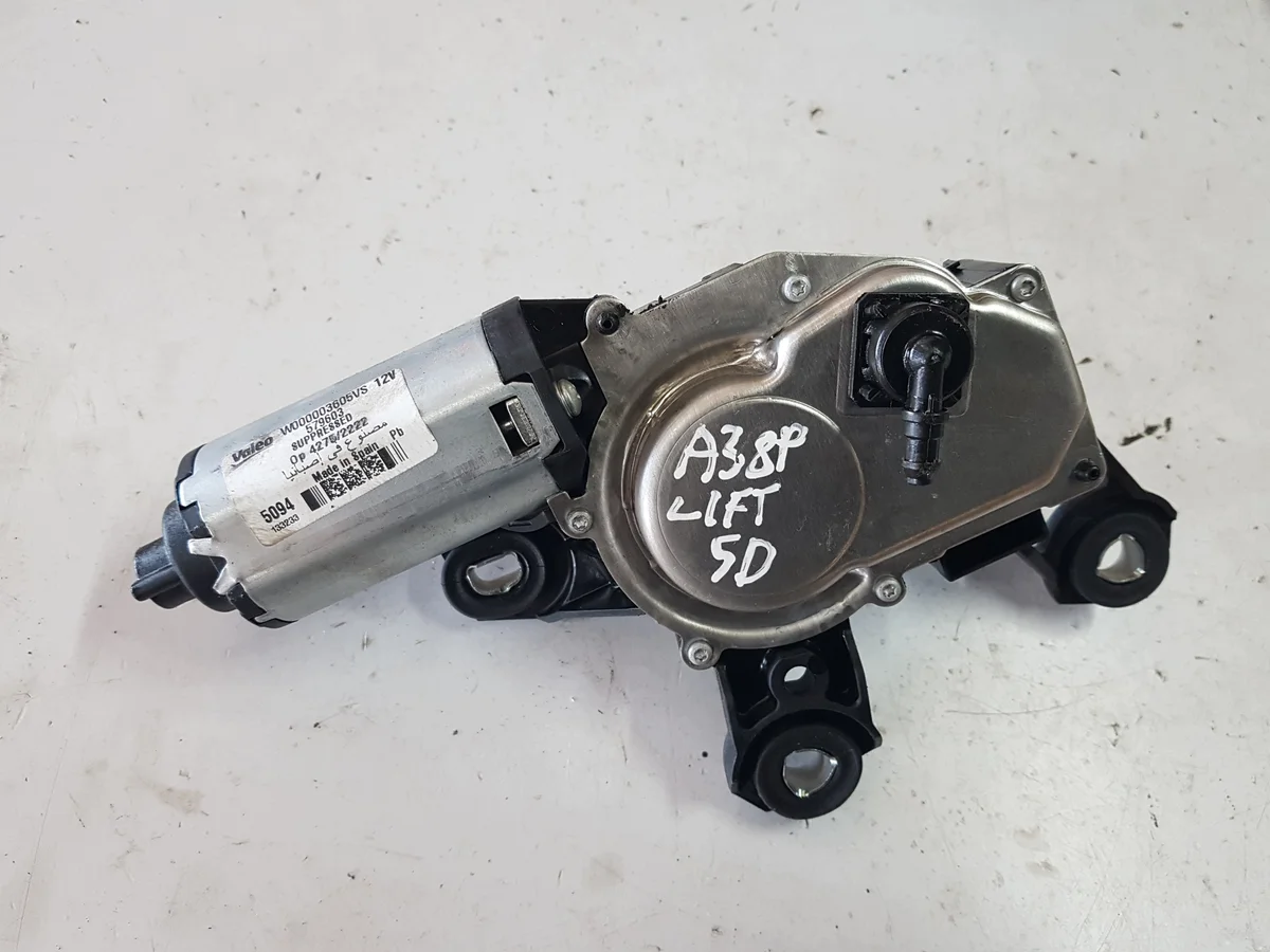 Audi A3 8P Heckscheibenwischer Motor 18958406157 image 3