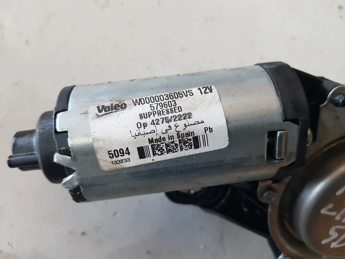 Audi A3 8P Heckscheibenwischer Motor 18958406157 image 4