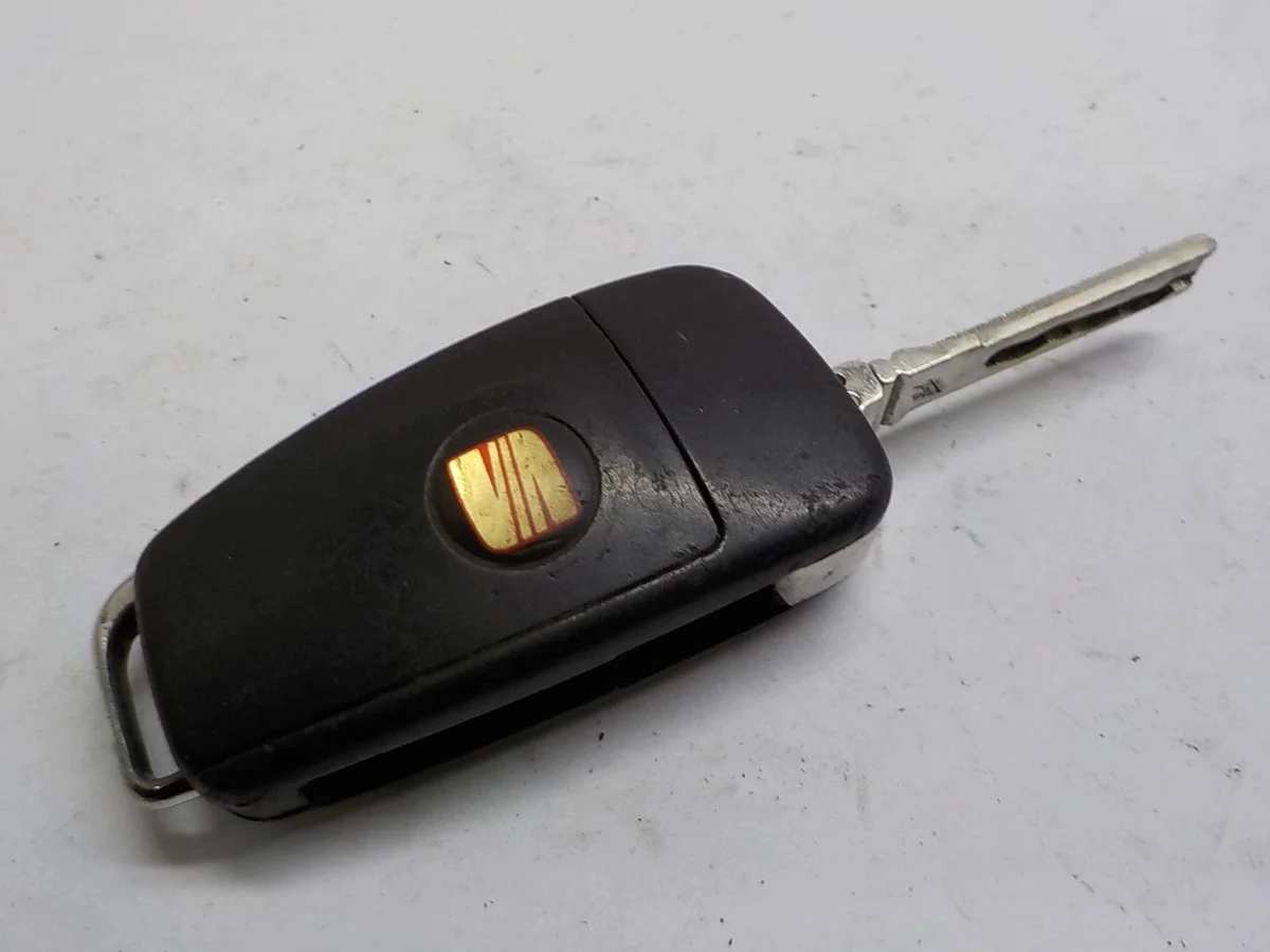 Chave Controle SEAT EXEO 433 MHz Usada image 3