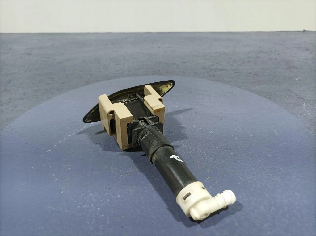 Mazda CX-7 Scheinwerfer-Waschanlage links image 4