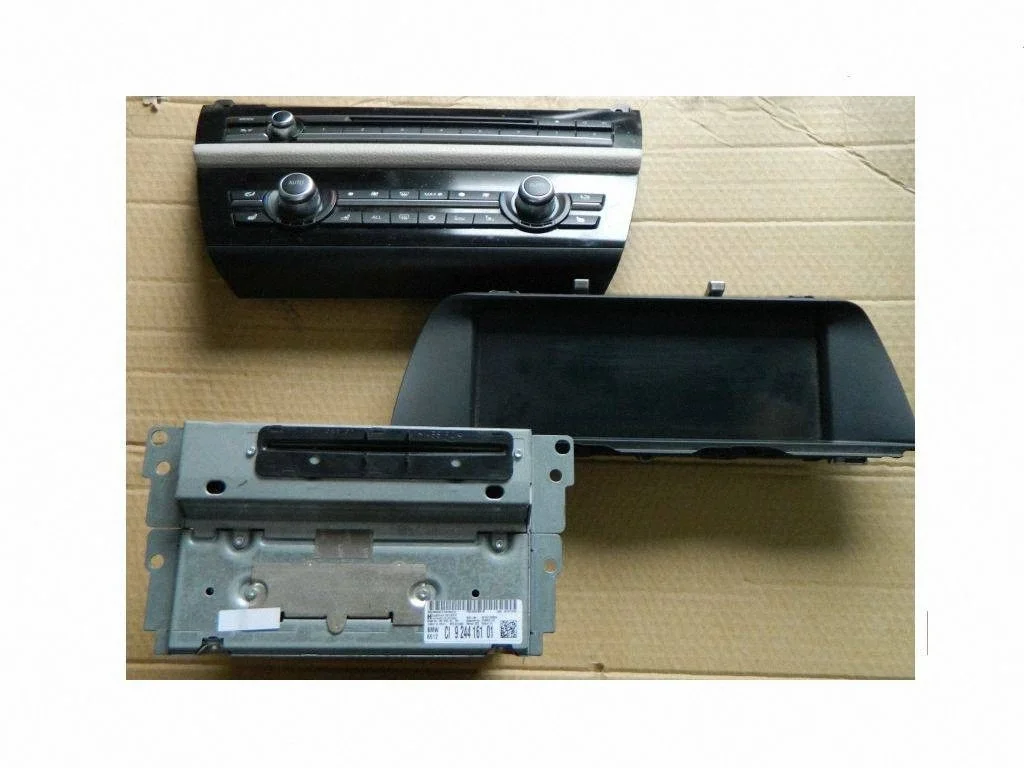 BMW F01 F10 F11 Navigaatiomonitori IHA5603