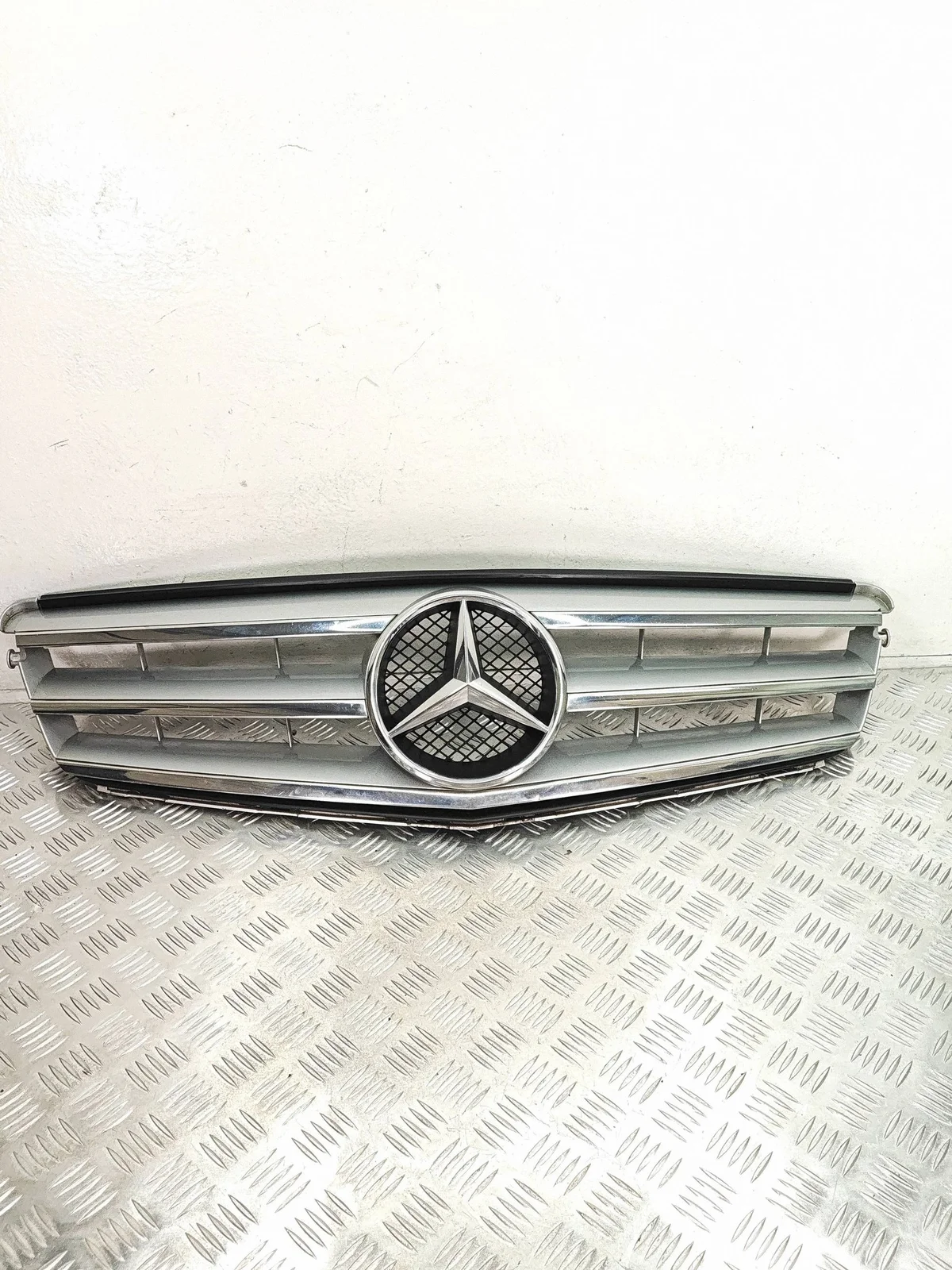 Griglia Mercedes-Benz C W204 Usata OEM 9901455424