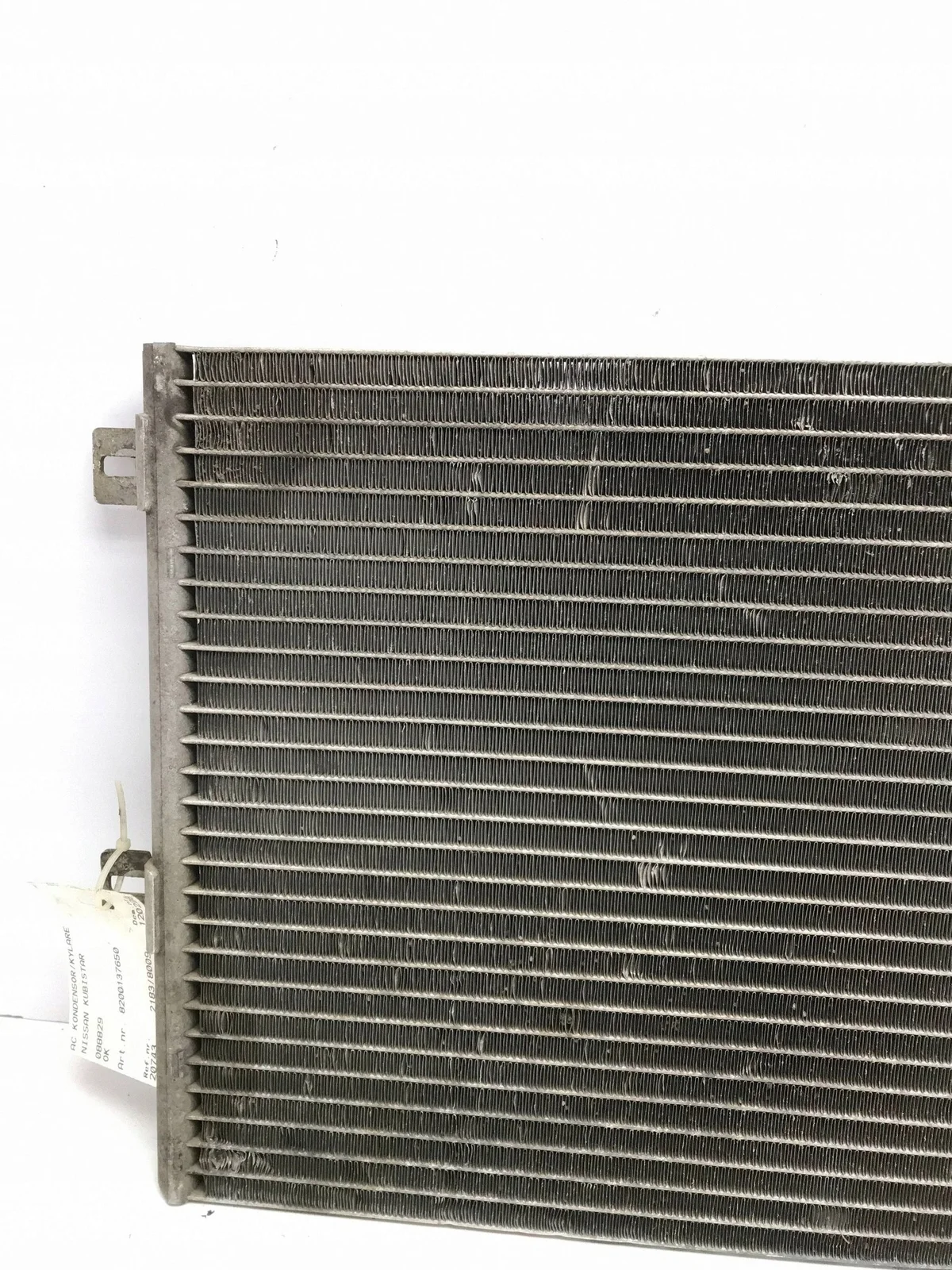 Condenseur clim Renault 8200137650 image 3