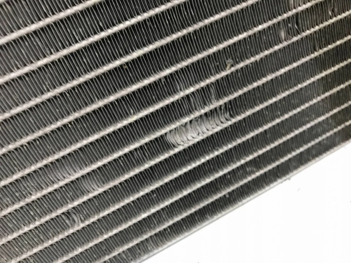 Condenseur clim Renault 8200137650 image 5
