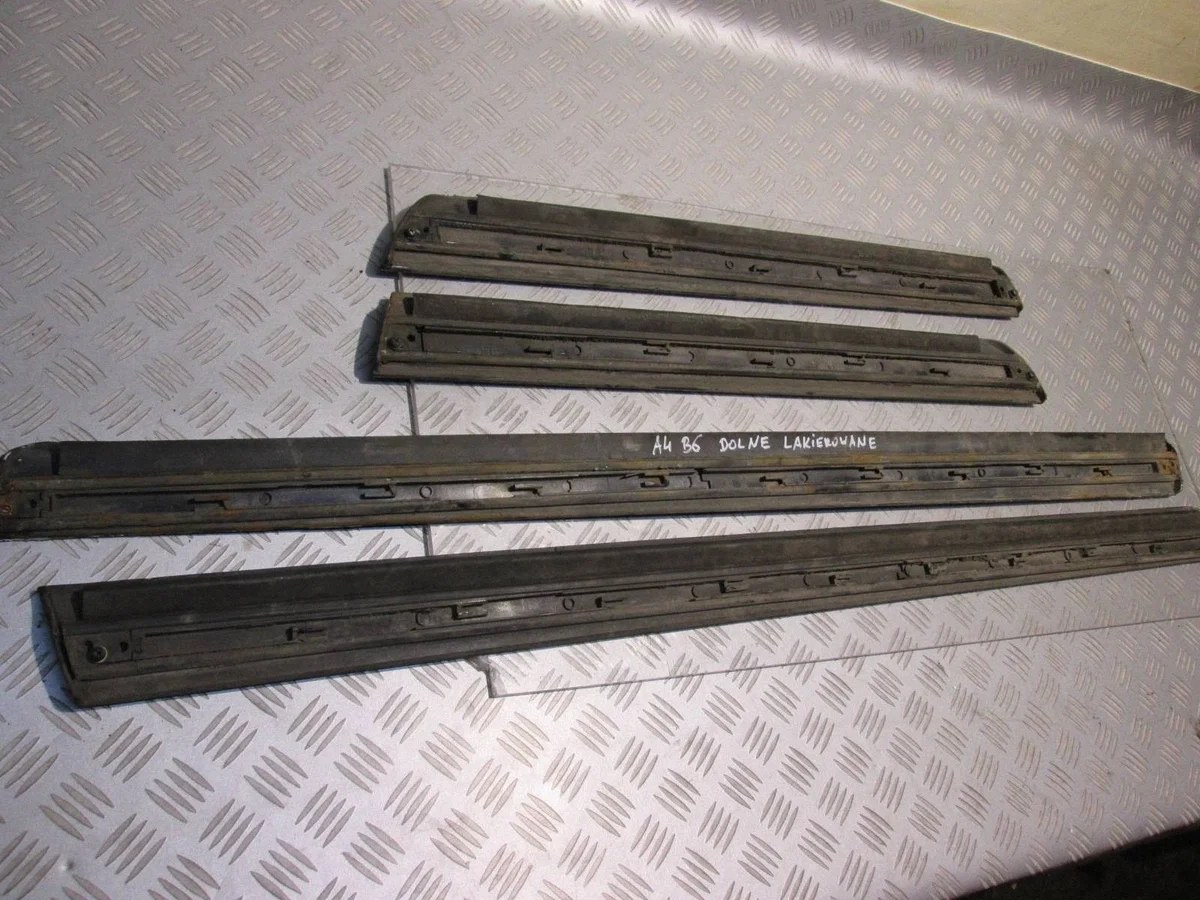 Audi A4 B6 00- Baguette Porte Inférieure ENP3090 image 3