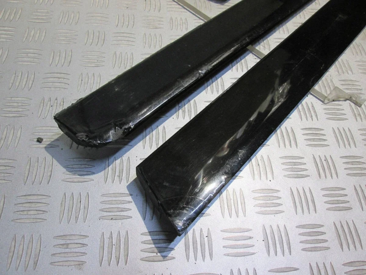 Audi A4 B6 00- Baguette Porte Inférieure ENP3090 image 7