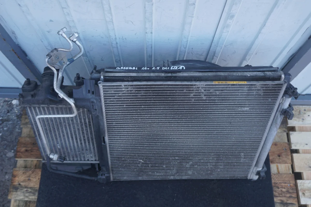 Nissan Qashqai J11 Lüfter Kühler Intercooler image 6