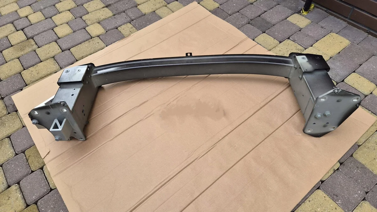 Refuerzo Parachoques Volvo XC40 32277211