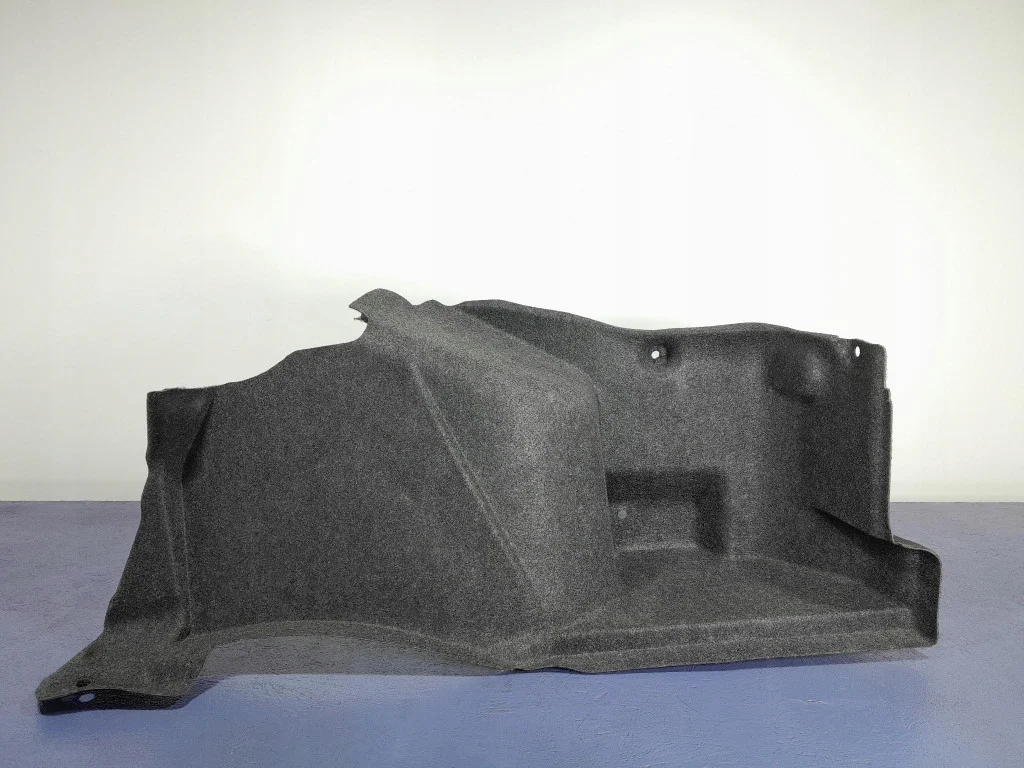 Dodge Challenger III 15- Bekleding Kofferbak Rechts