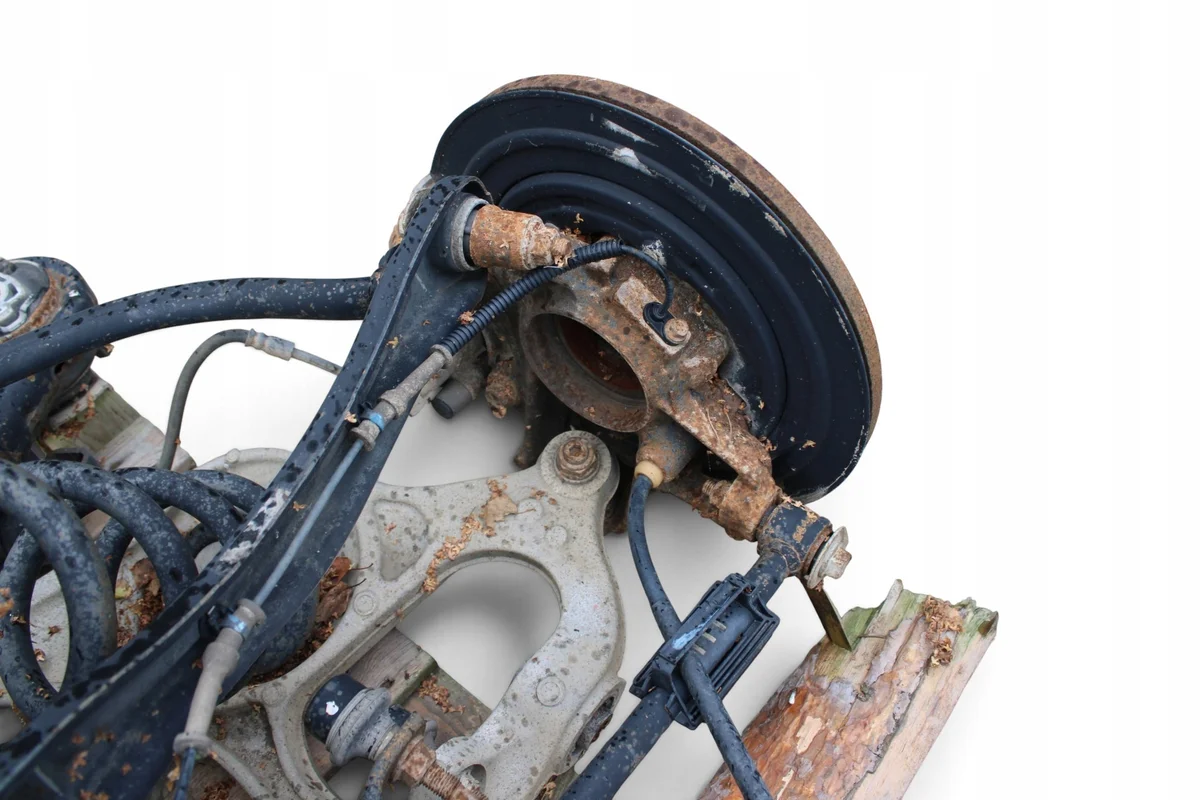 Dodge Durango Rear Suspension Crossmember Used image 8