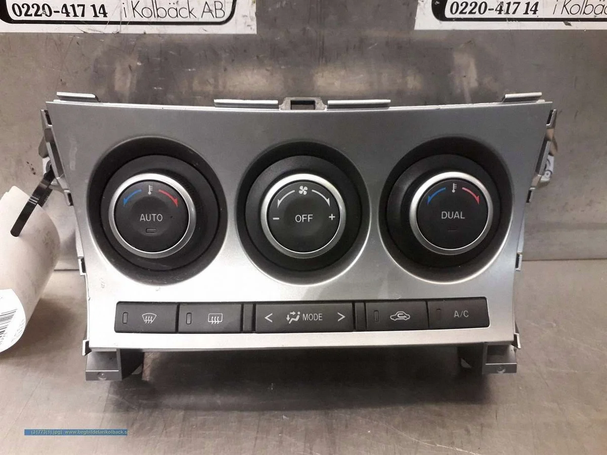 Klimaanlage Bedienfeld Mazda 3 II BEG8873
