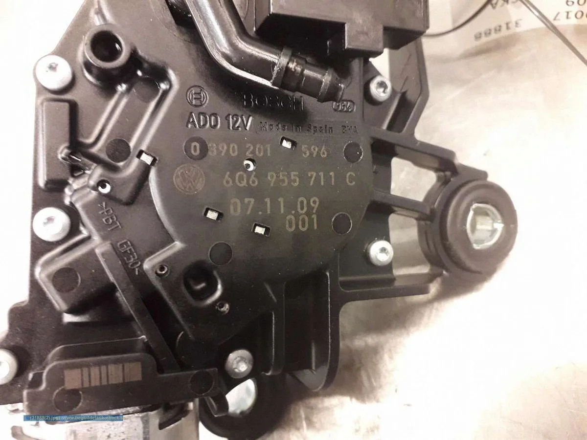 VW Polo IV 9N3 Heckscheibenwischer Motor BEG9020