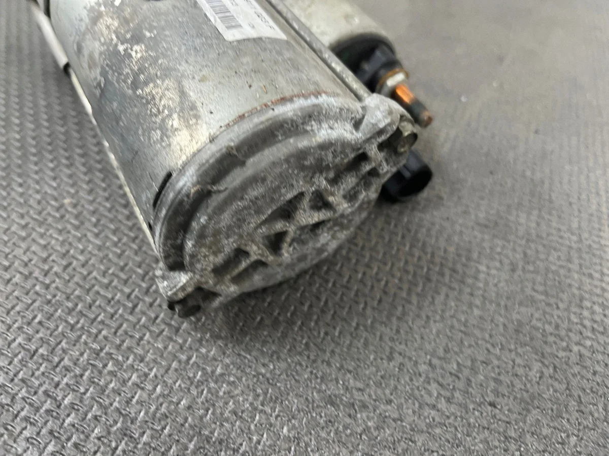VW Crafter 2.0 TDI Startmotor 2H0911023F image 4