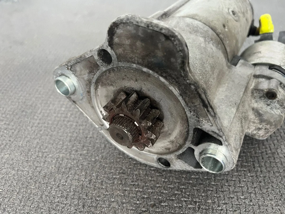 VW Crafter 2.0 TDI Startmotor 2H0911023F image 8