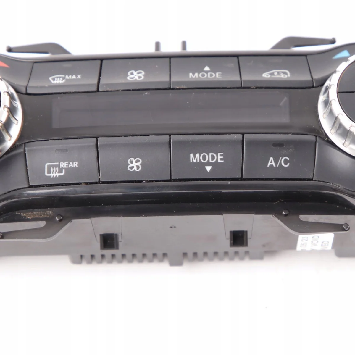 MERCEDES CLA W117 ILMASTOINTIPANEELI image 6