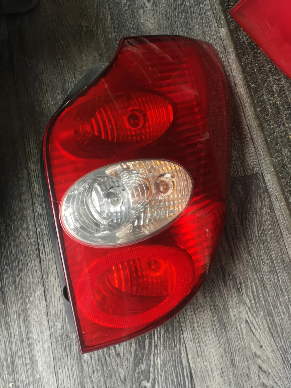 Renault Laguna 2 takavalo, oikea, käytetty