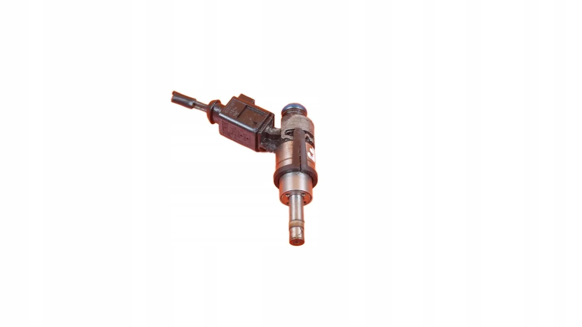 Injector 2.0 TFSI 06D1330360 Audi A4 A3