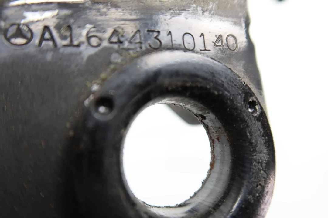 Halter ABS Pumpe Mercedes W164 X164 GL image 3