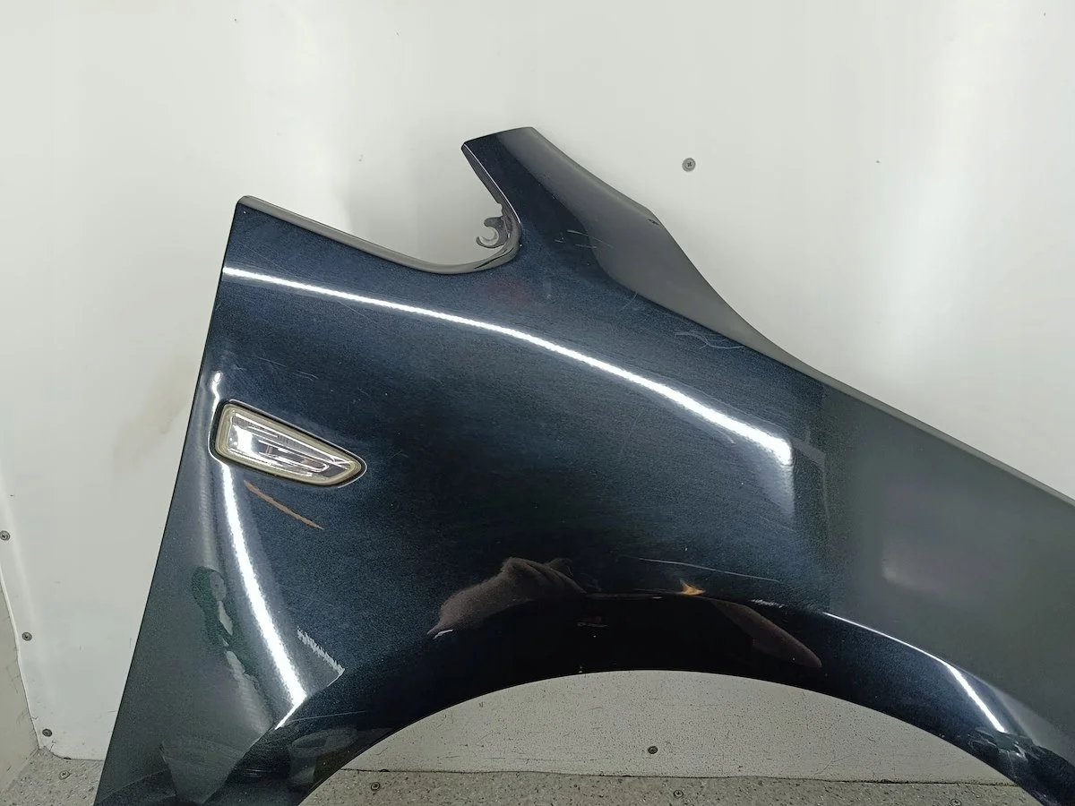 Opel Astra J etulokasuoja oikea käytetty image 5