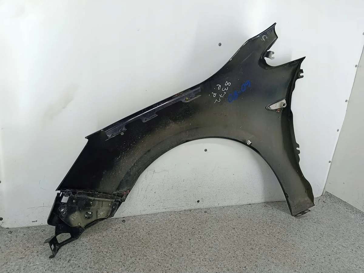 Opel Astra J etulokasuoja oikea käytetty image 8