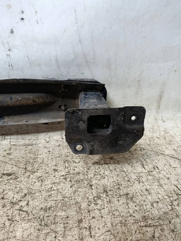 Renault Captur I Träger Stoßstange Hinten image 3