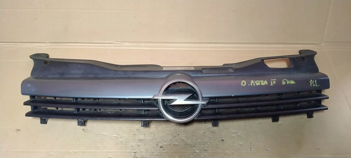 Opel Astra H III Rejilla 5D Kombi 04-07