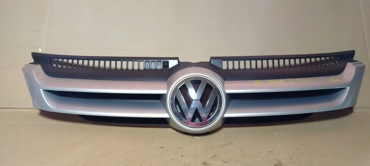 Grelha VW Golf V Plus Usada 2004-2009