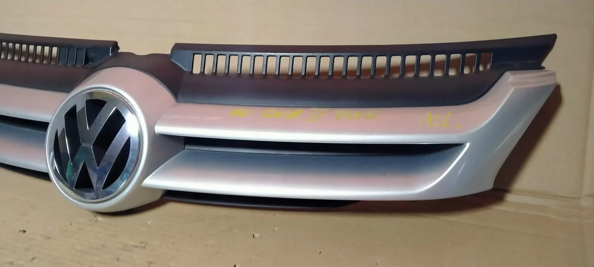 Griglia anteriore VW Golf V Plus (2004-2009) image 3