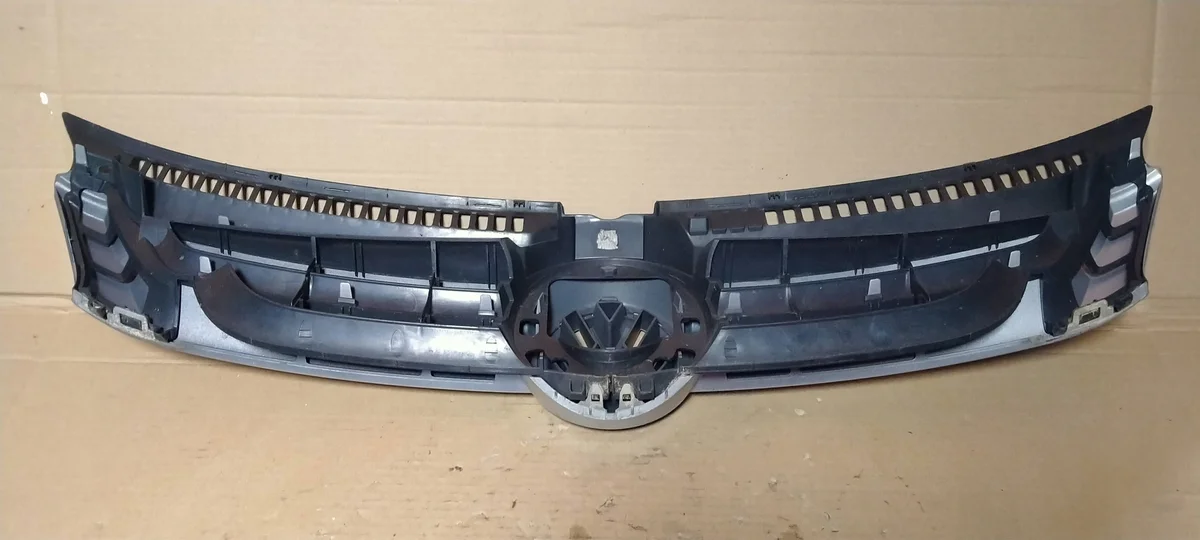 Griglia anteriore VW Golf V Plus (2004-2009) image 4
