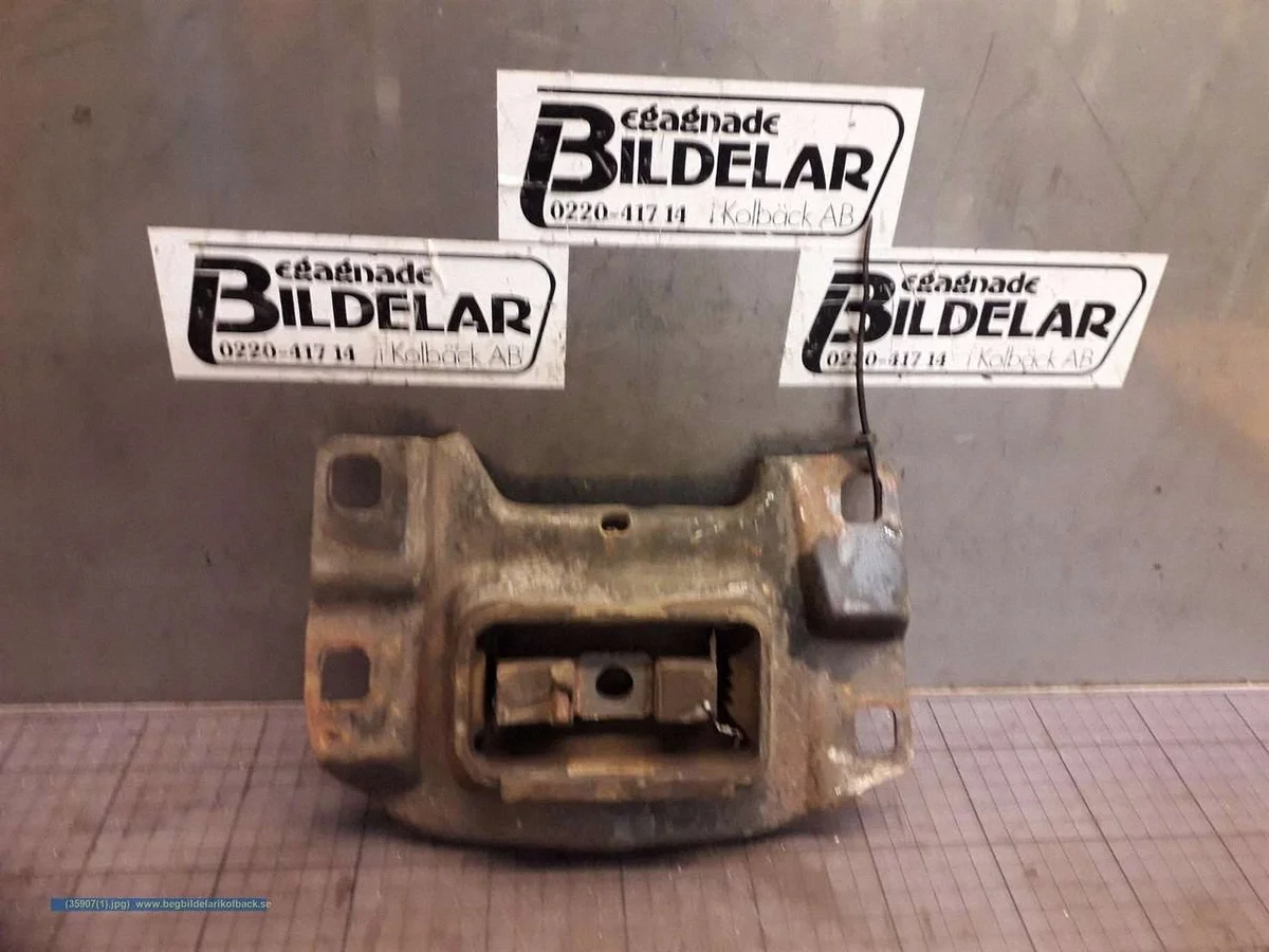 Mazda 5 2007 Support boîte de vitesses