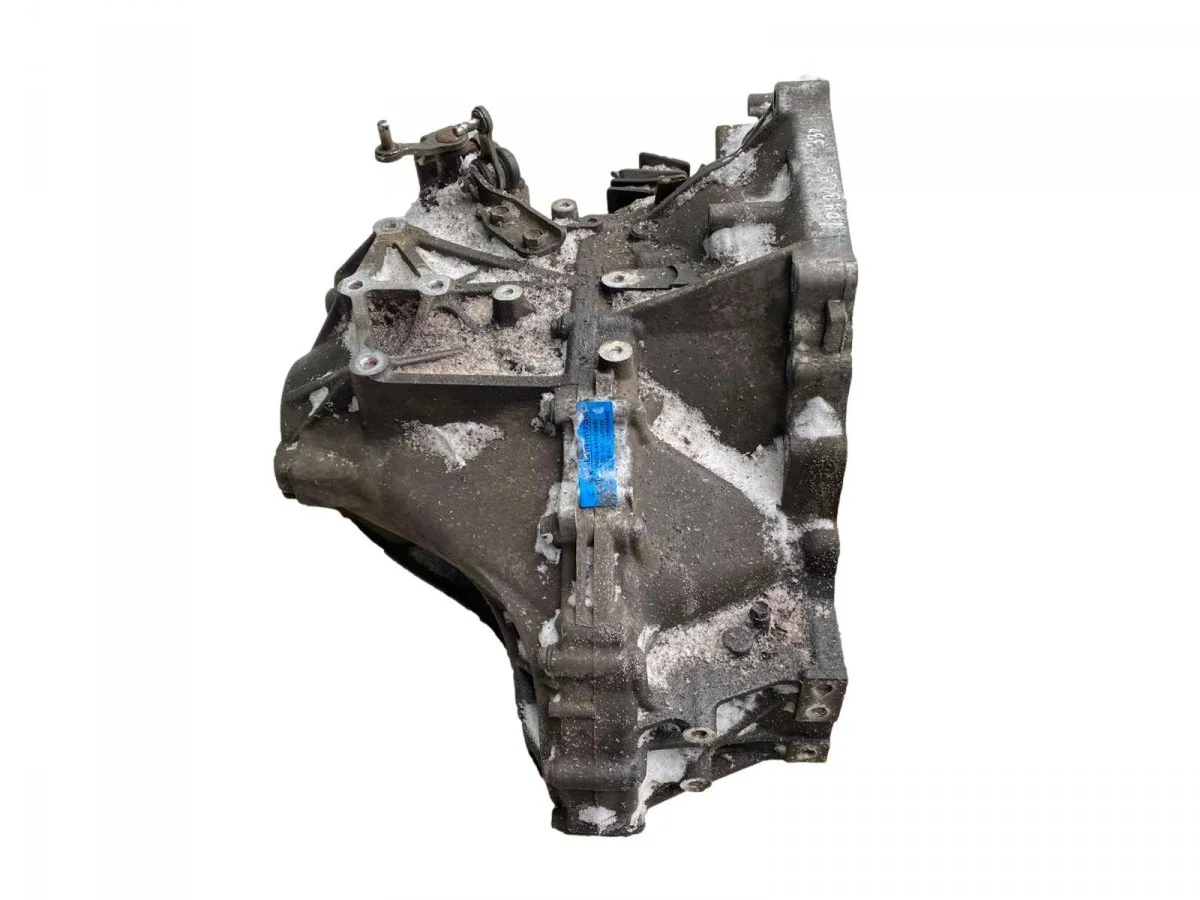 Used Toyota Avensis Gearbox 3030020B10