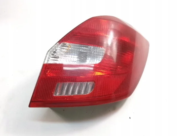 Skoda Fabia II 5J Baklykta Höger 08-665-1914R