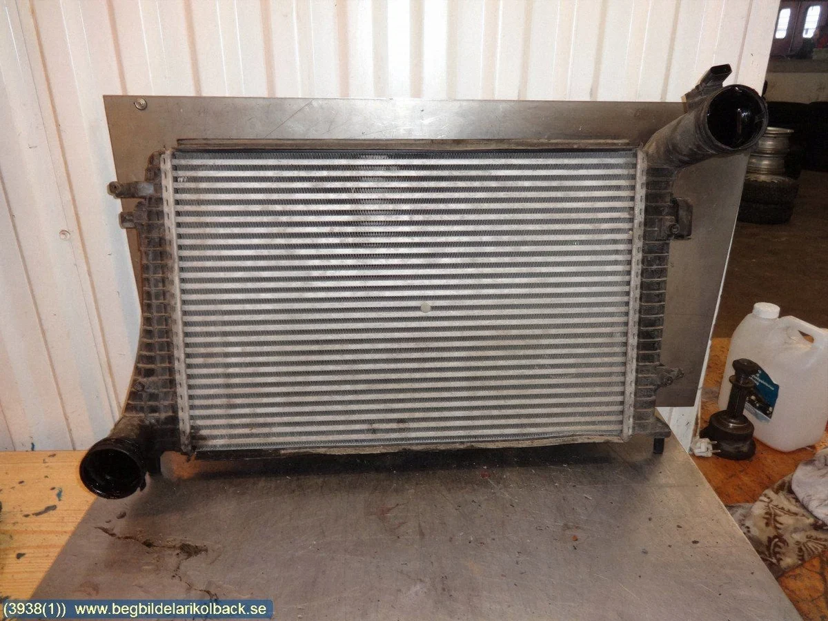 Intercooler Volkswagen Caddy 2006 BEG10993