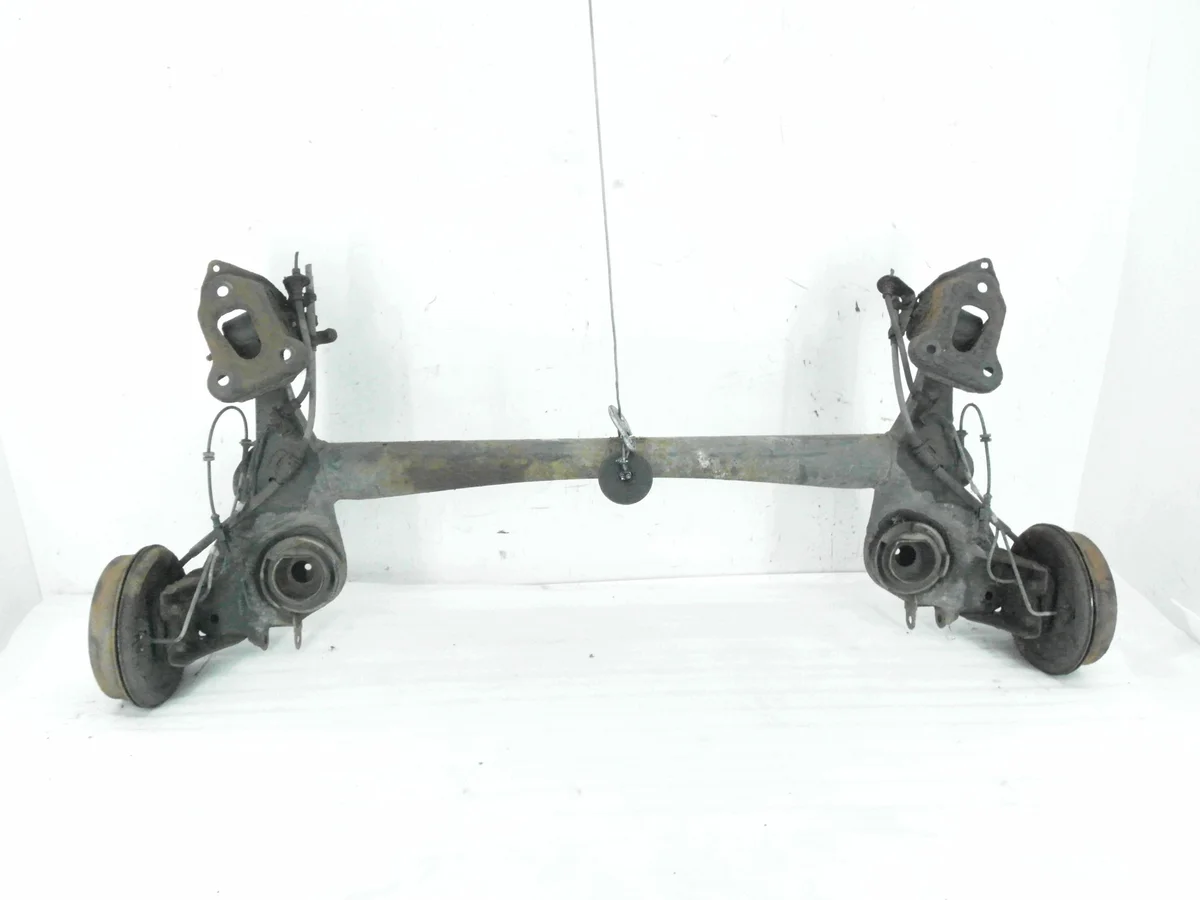 Takapalkki Opel Corsa D HB Käytetty