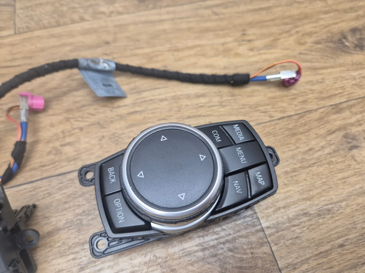 BMW F30 F32 F36 Radio Navigation NBT EVO ID5 image 7