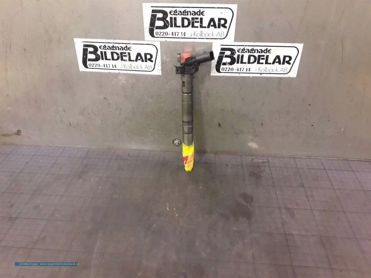 Injecteur Skoda Octavia Mk2 03L30277 image 3