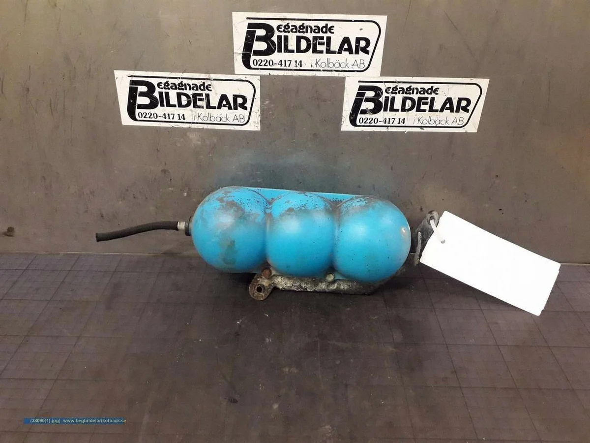 2002 Audi A6 S6 C5 4B Vacuum Valve BEG11679