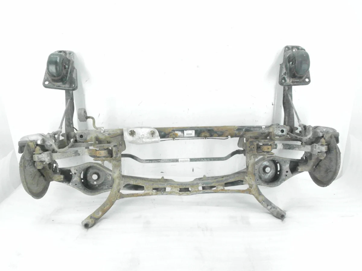 Bakre balk Skoda Octavia II A1149680