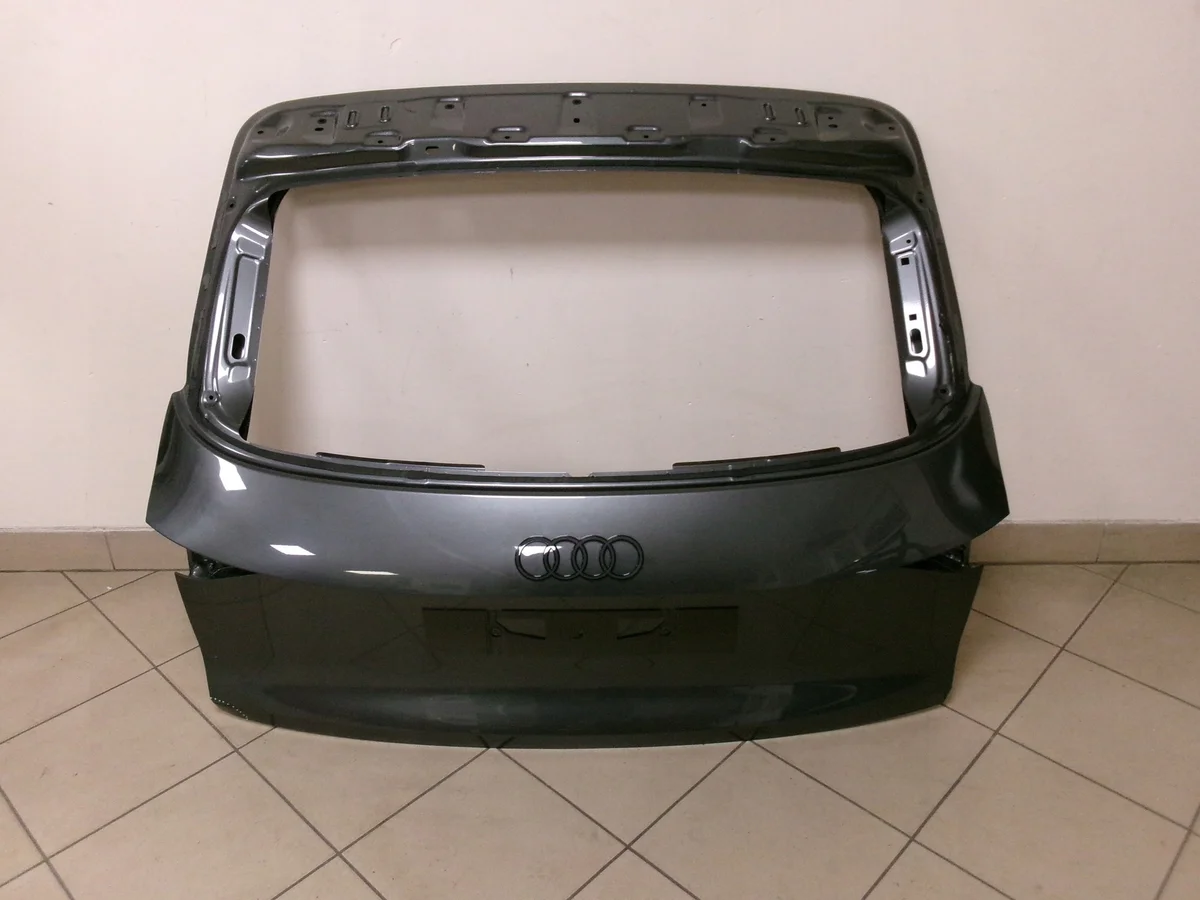 Audi Q5 III 8MA hayon arrière original