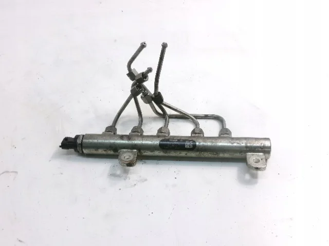 Rampe d'injection Fiat Croma II 1.9 JTD 55209572 image 5