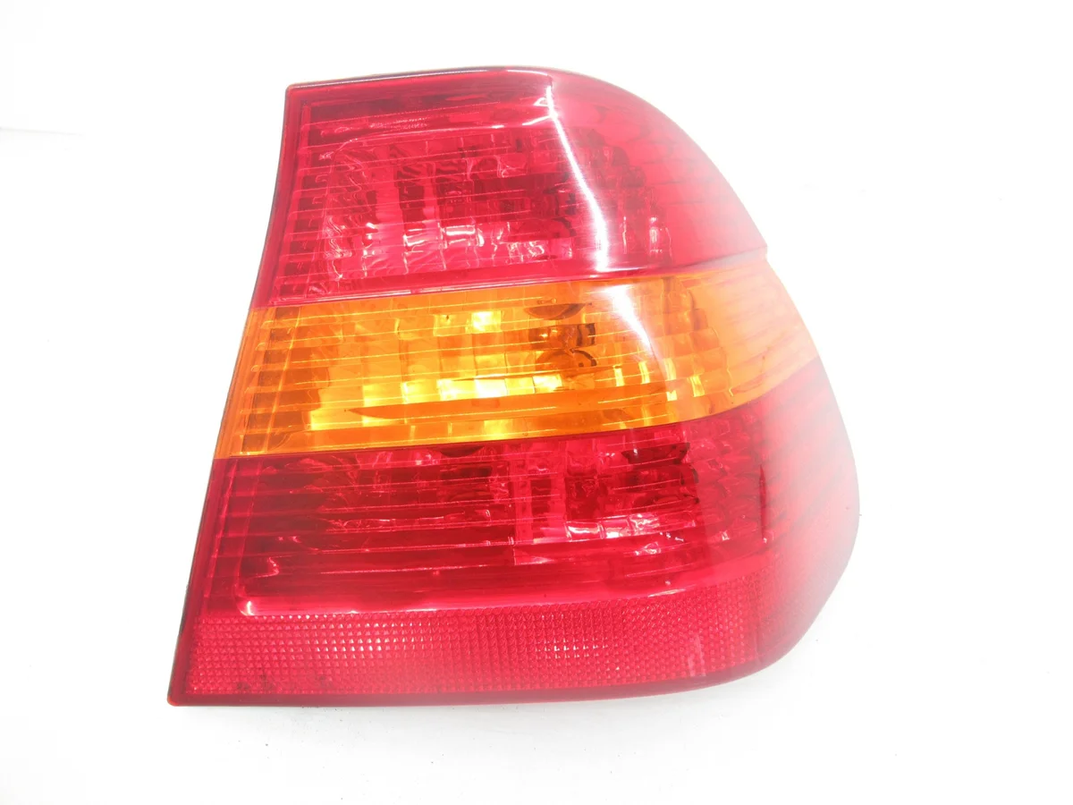 Feu arrière droit BMW E46 LIFT A1106712-LAMPA