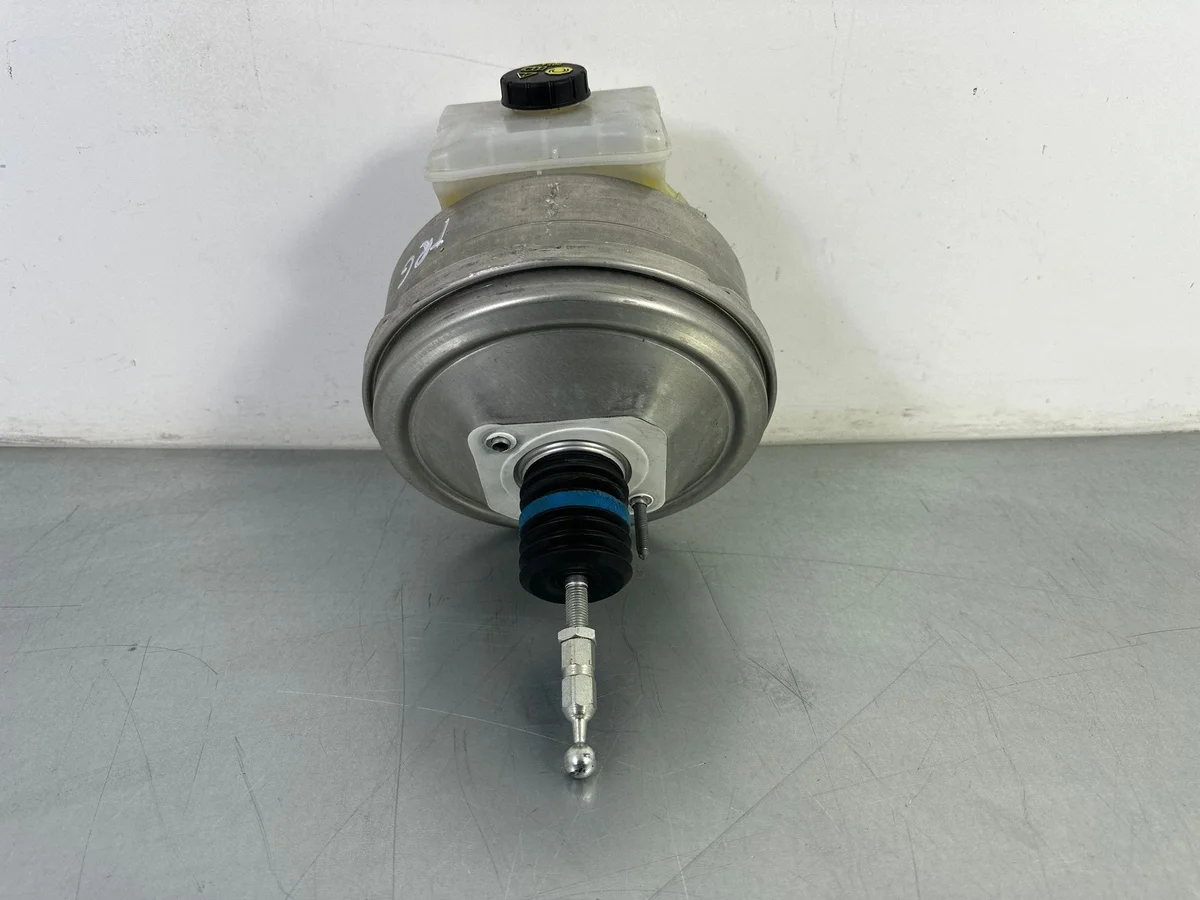 Servofreno Volkswagen Touareg III 4M0612103AF