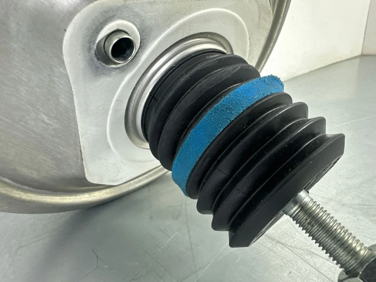 Servofreno Volkswagen Touareg III 4M0612103AF image 4